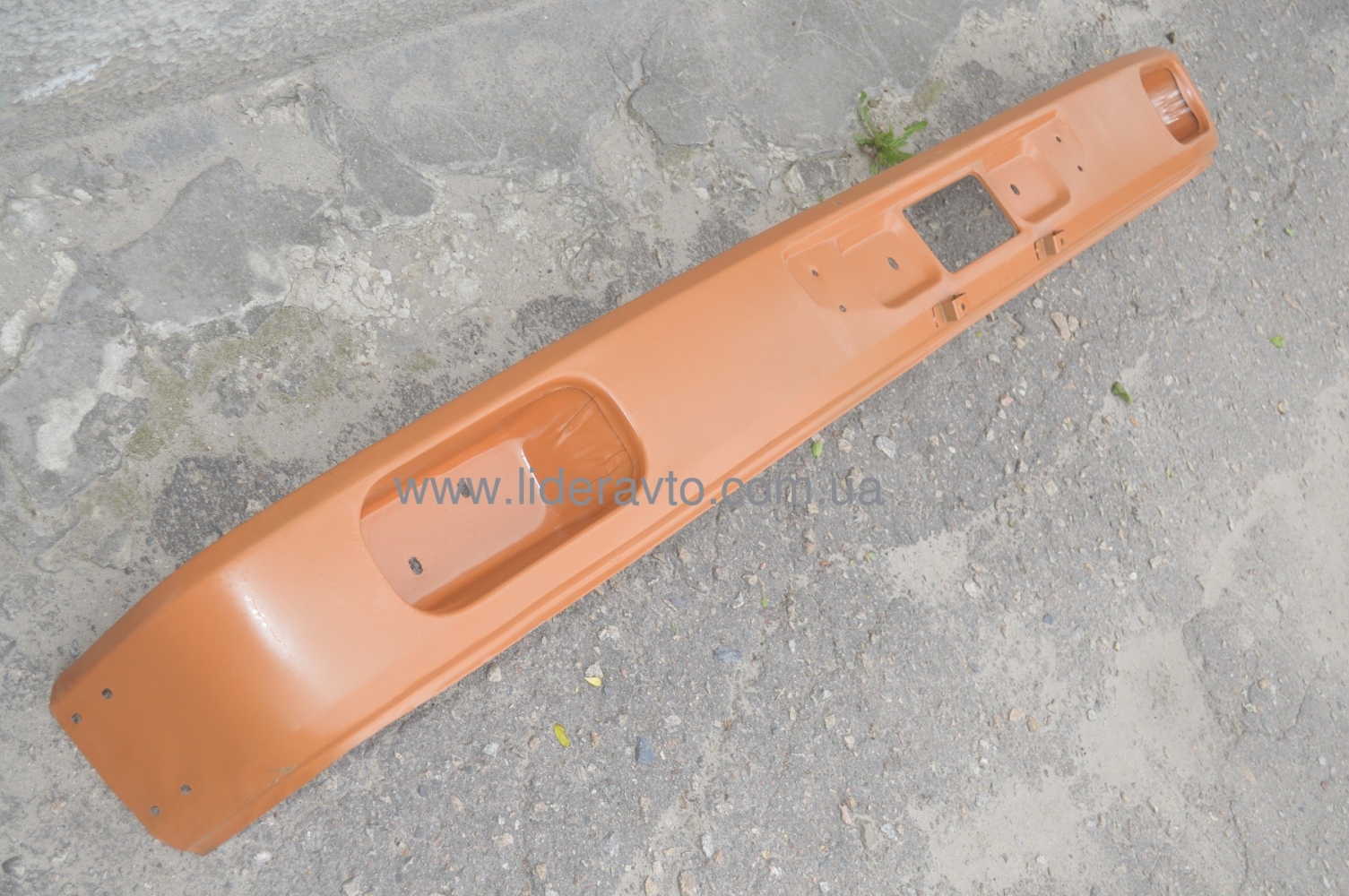 Бампер ТАТА (613/713 EI, EII, EIII) передній металевий 26418850010822/2641885001