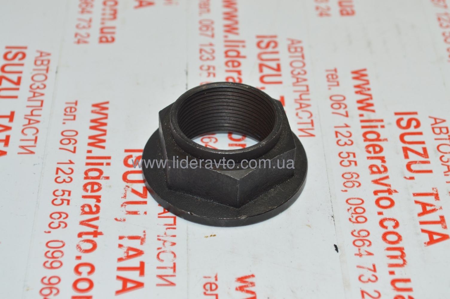 Гайка фланця хвостовика редуктора заднього моста Еталон, I-VAN, ТАТА 266135306504