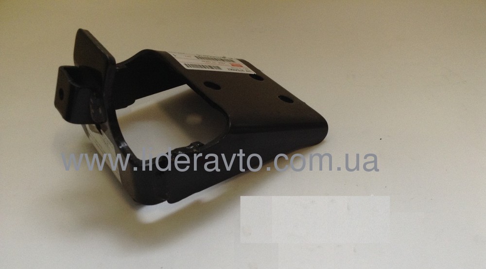 Кронштейн КПП прав, ISUZU оригинал