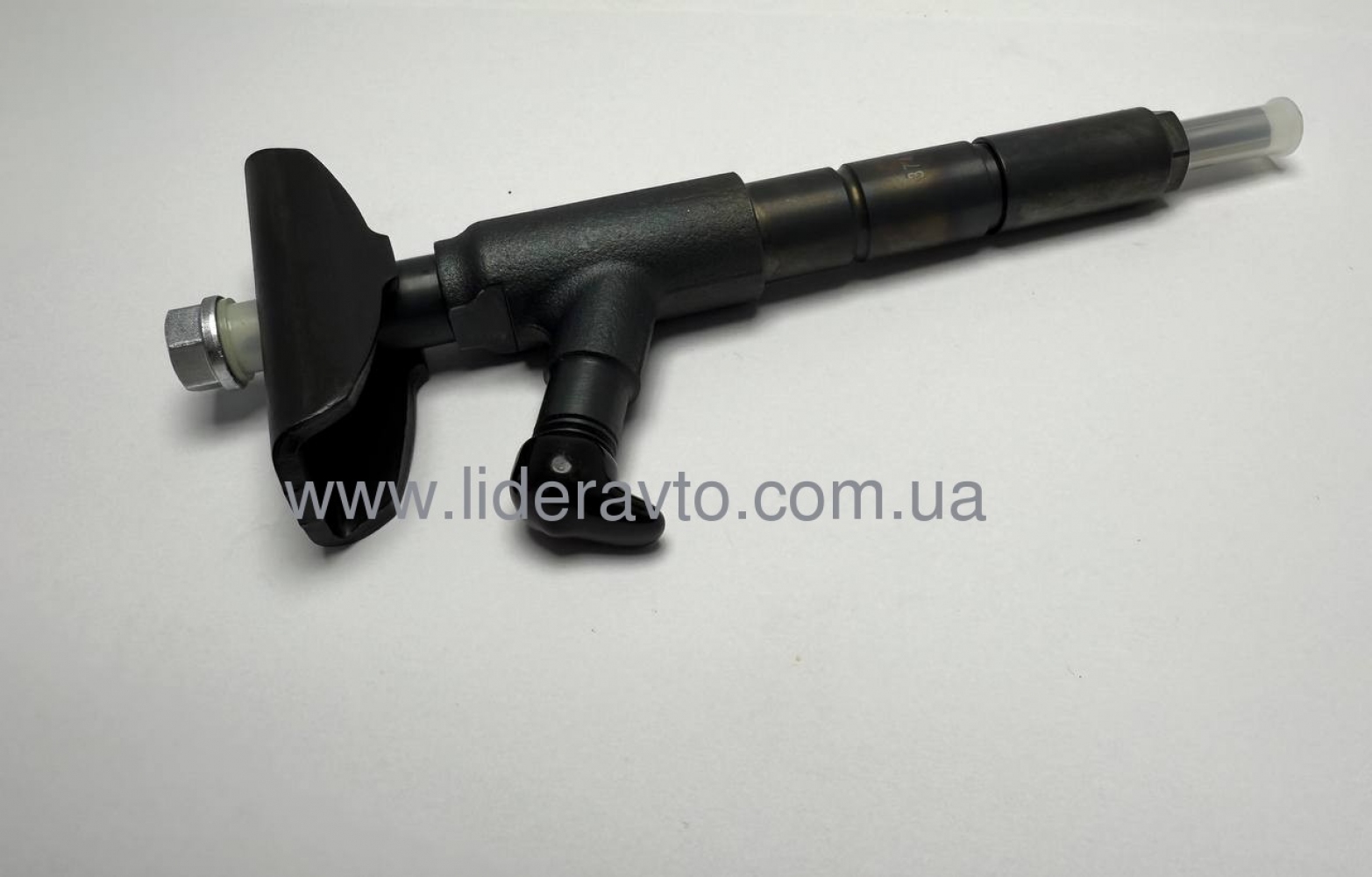 Форсунка паливна БОГДАН двигун ISUZU 4HG1-Т, ZEXEL оригінал 8972005703