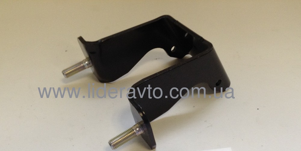 Кронштейн подушки опори КПП, лівий, ISUZU оригінал