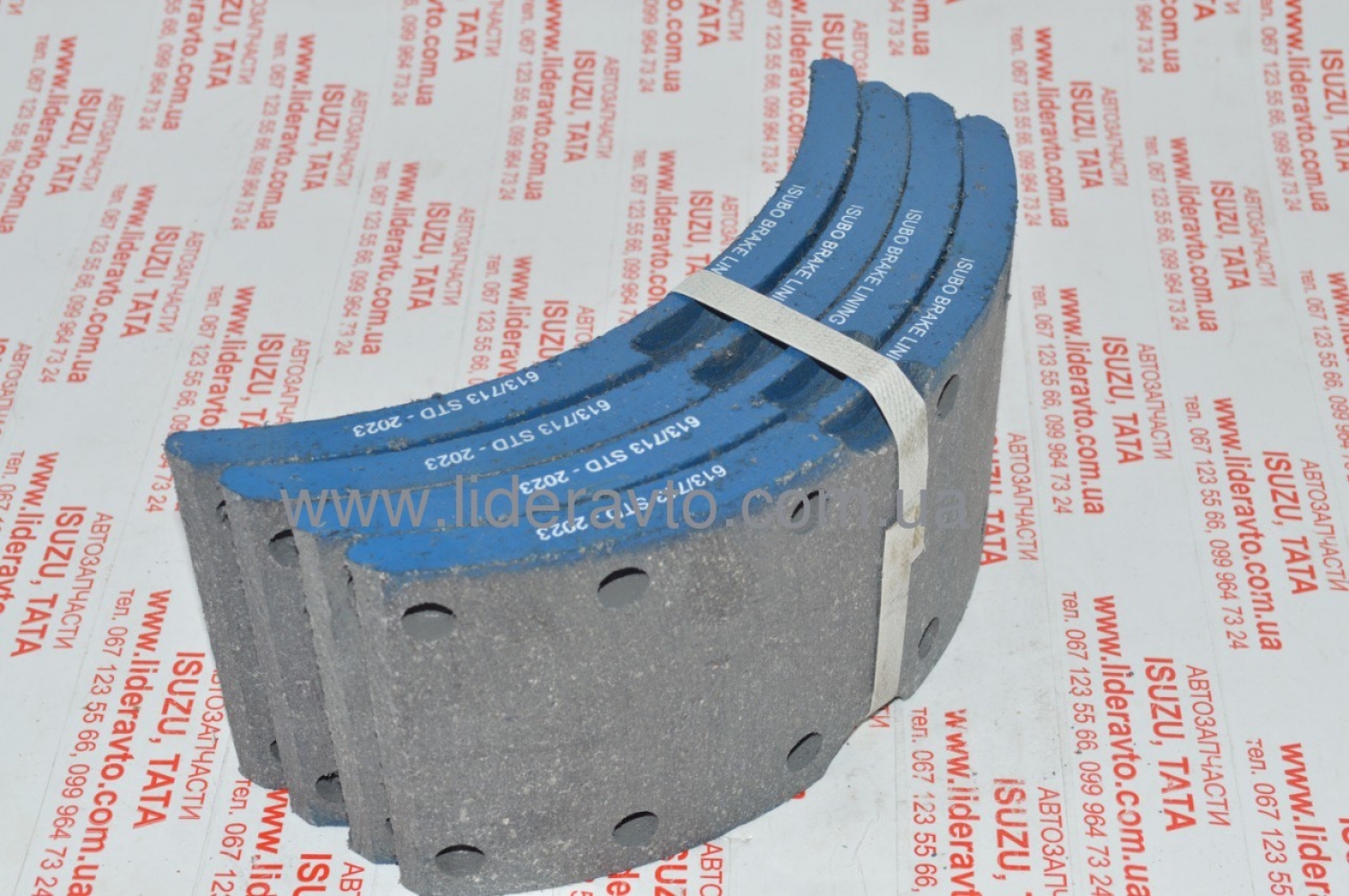 Гальмівні накладки ТАТА 613 Еталон, I-VAN, (к-т 4шт) стд Індія 264142100173