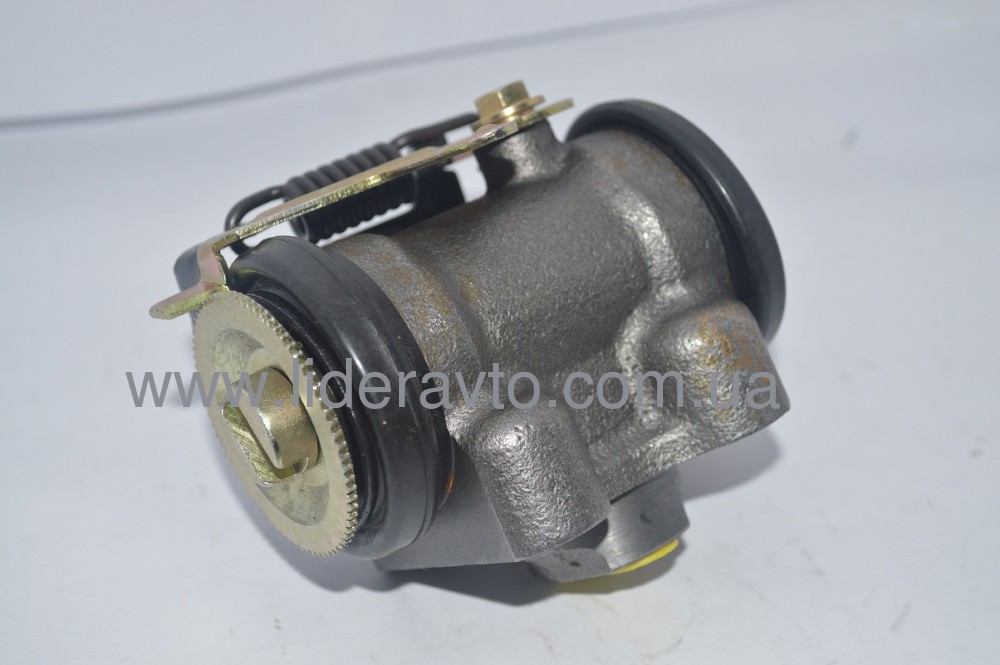 Цилиндр тормозной Isuzu NQR  Богдан АТАМАН с ABS задний правый без прокачки 8973588790 