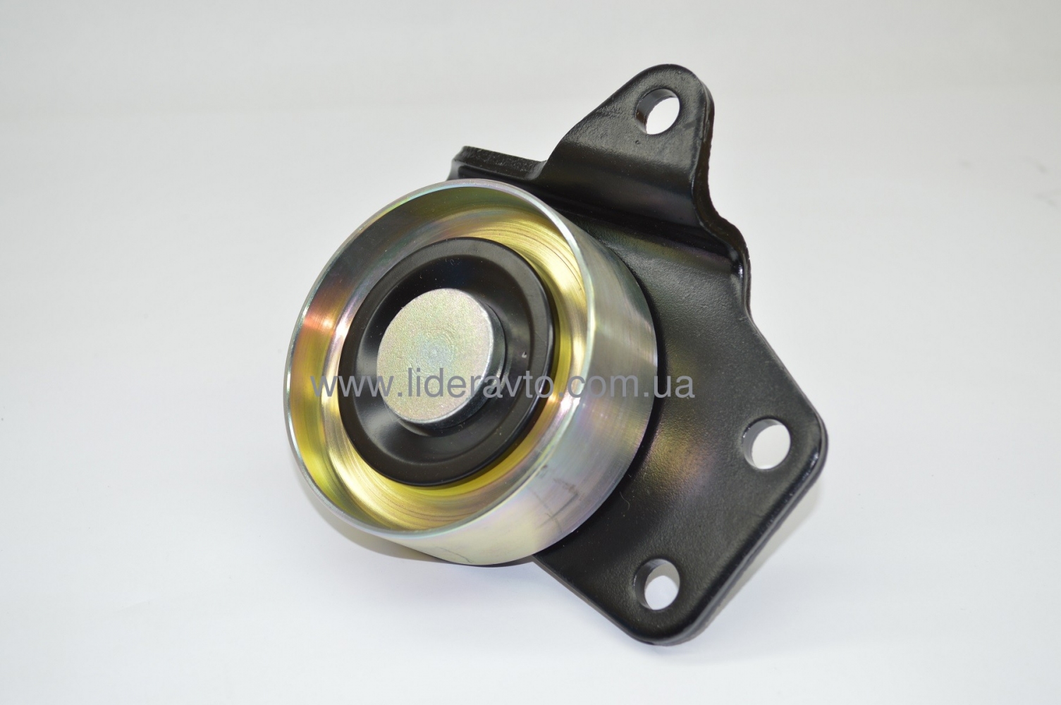 Ролик натяжний ISUZU NPR75 Е4/Е5, БОГДАН, АТАМАН 4НК1 в зборі 8980318111