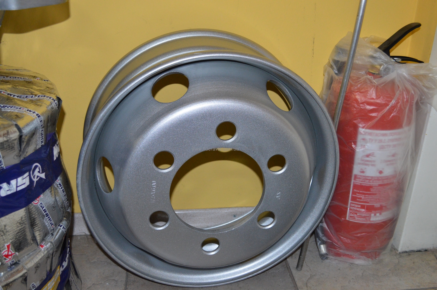 Диск колеса Богдан ISUZU 17.5х 6,00 товщина 11мм SRW 8980128550