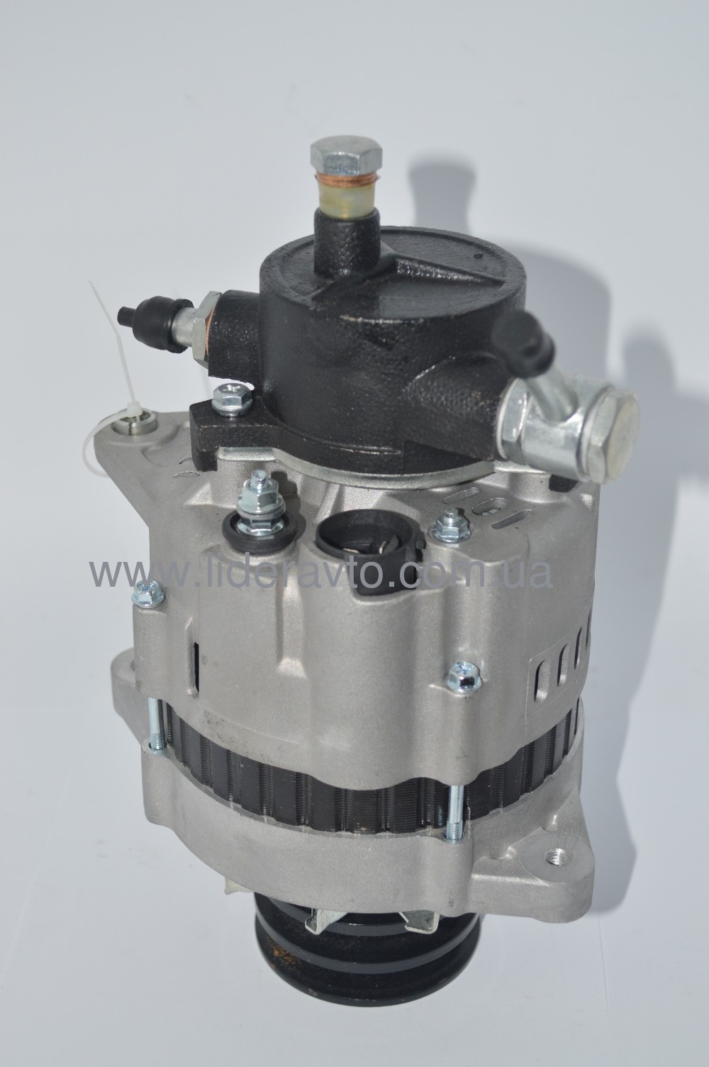 Генератор БОГДАН А-091 ISUZU 4HG1 Е-1  (под круглую фишку) ПОД ЗАКАЗ 