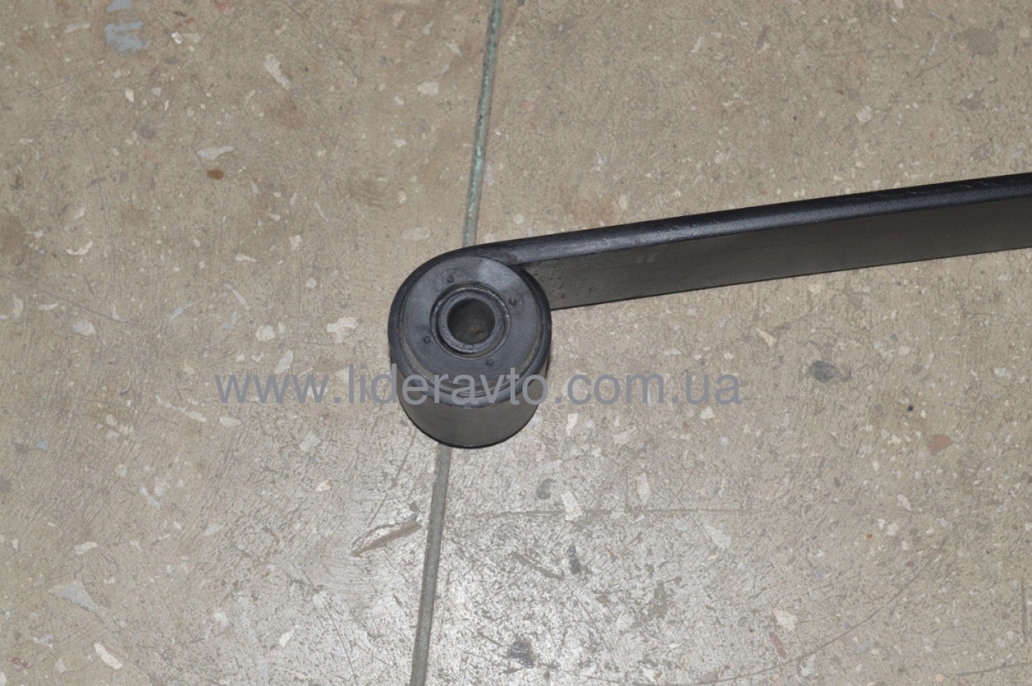 Лист №1 рессоры БОГДАН А-091/А-092, Ataman, ISUZU NQR/NPR задний 8971354590 с втулками 