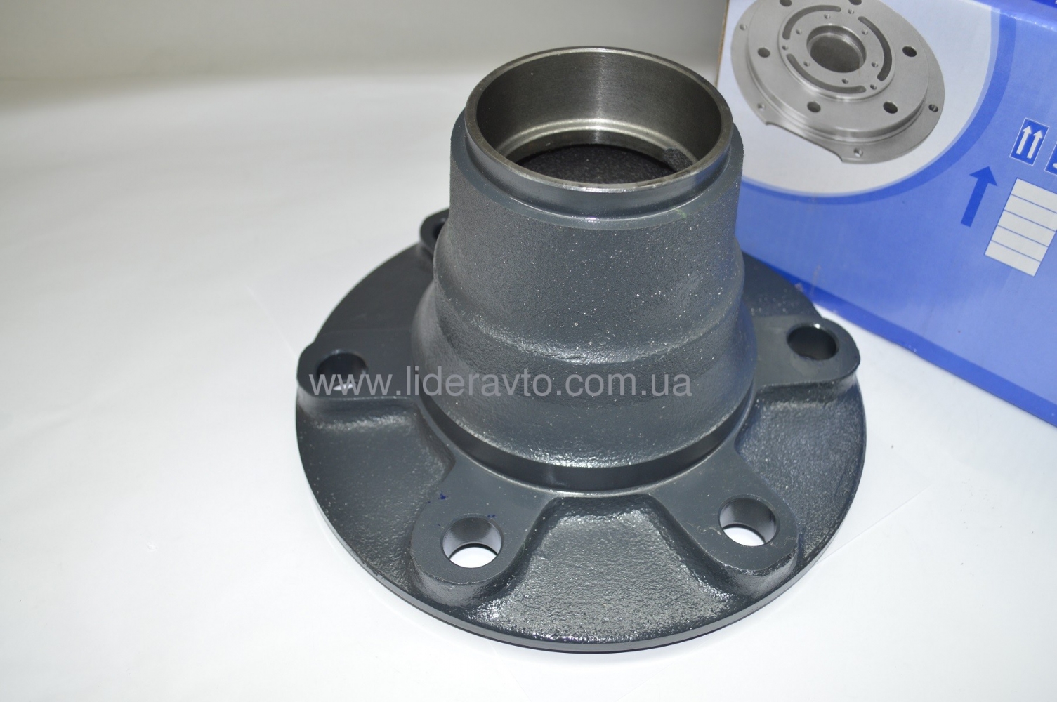 Маточина передня ISUZU/NQR71/70/75 БОГДАН А-091/А-092 KONPAR 8973499110