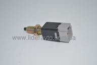 Датчик увімкнення стоп-сигналу ISUZU 4HG1/4HG1-T БОГДАН А-091/А-092 8978551870