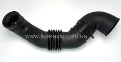Патрубок повітряного фільтра ISUZU NPR75/NQR90 АТАМАН БОГДАН Є-4/Є-5 8982726940
